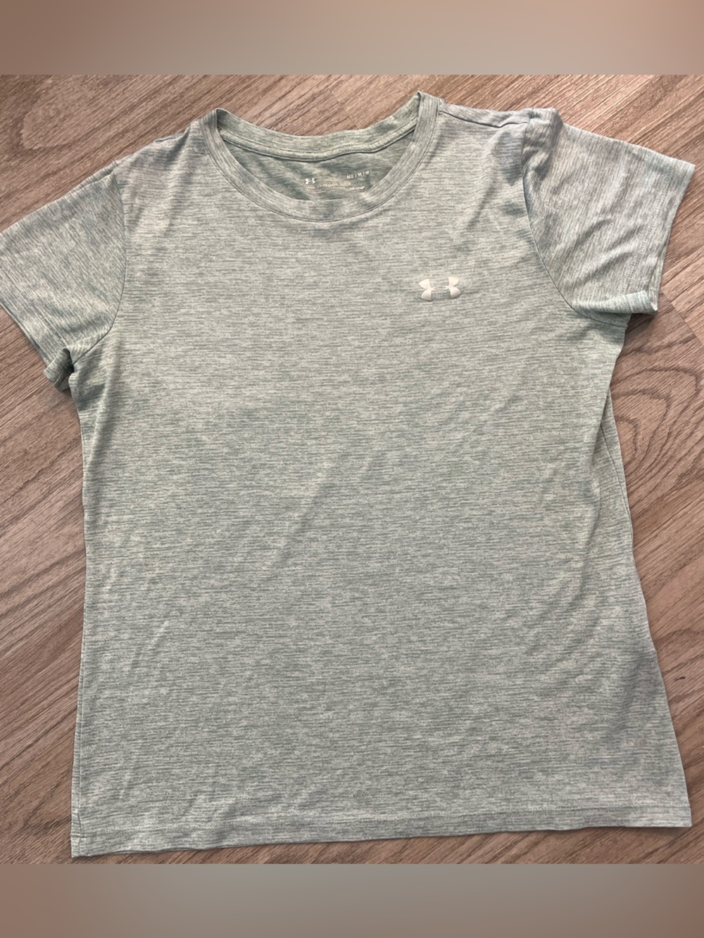 Under Armour Women’s Size Medium Pale Green Short-Sleeve Performance Tee